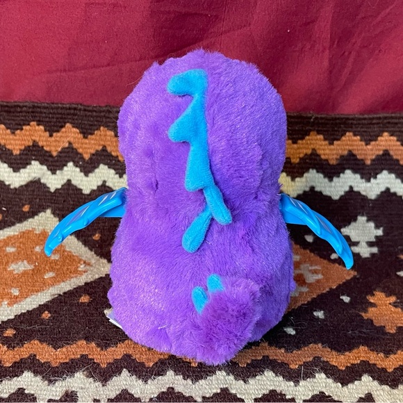 Spin Master Draggle Hatchimal Purple with Blue Wings Electronic Interactive Toy - Picture 6 of 11